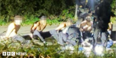 Cinco hombres de Londres arrestados cerca de RAF Fairford por terrorismo